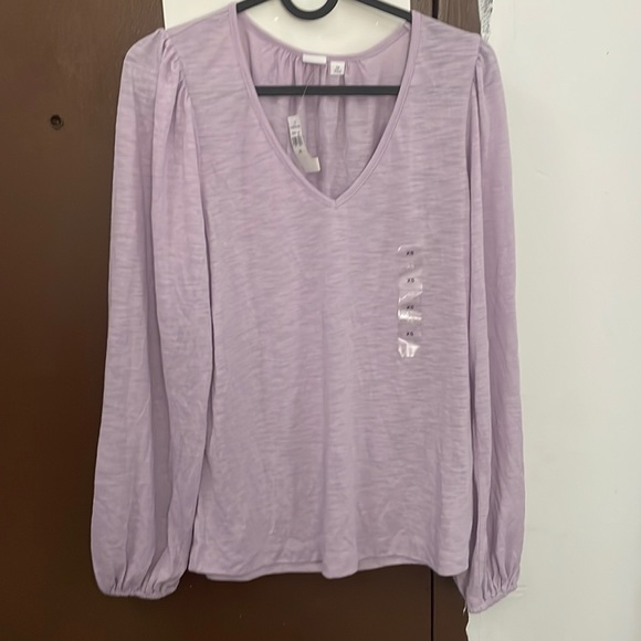 GAP Tops - Like new  Gap Long Blouson Sleeve Top- XS